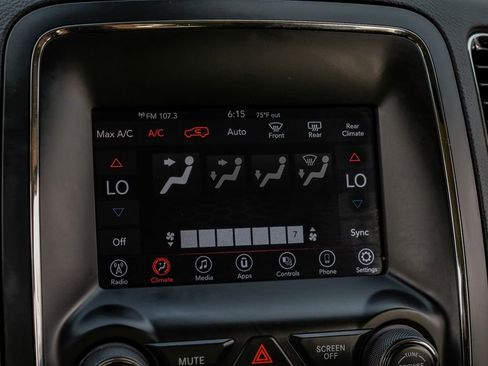 Used 2018 Dodge Durango SXT w/ 3rd Row Seating Group RWD image 32