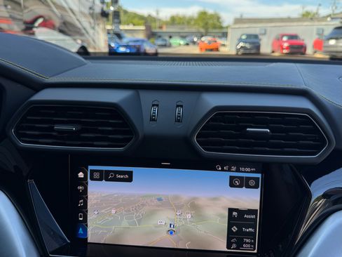 Used 2021 Lamborghini Urus image 27