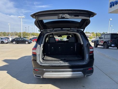 Certified 2023 Honda Pilot Touring image 32