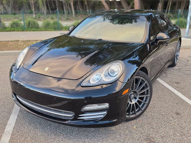 Used 2013 Porsche Panamera RWD image 8