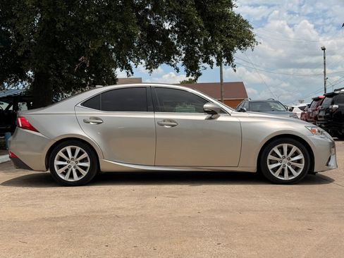 Used 2016 Lexus IS 200t RWD image 2