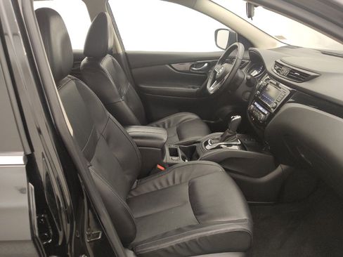 Used 2022 Nissan Rogue Sport SL FWD image 21