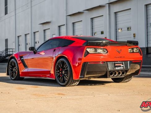 Used 2017 Chevrolet Corvette Z06 image 9