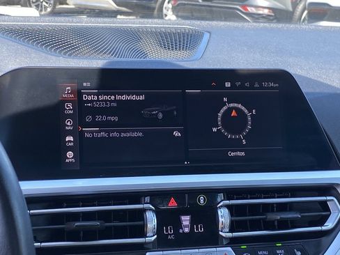 Used 2022 BMW 430i xDrive Convertible w/ Convenience Package AWD/4WD image 19