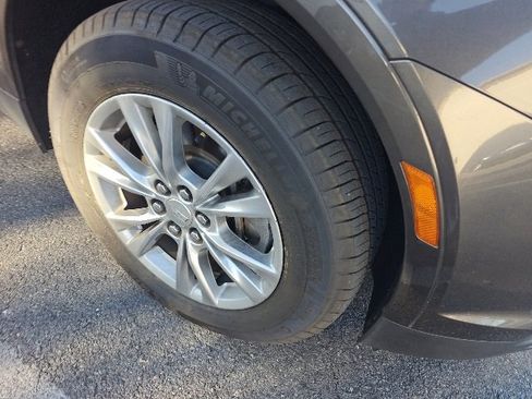 Used 2020 Cadillac XT5 Premium Luxury image 9