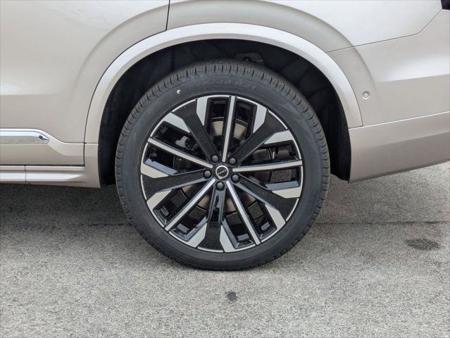 New 2026 Volvo XC90 T8 Plus w/ Protection Package AWD/4WD image 6