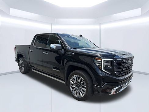 Used 2024 GMC Sierra 1500 Denali Ultimate AWD/4WD image 9