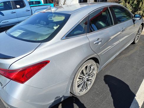 Used 2020 Toyota Avalon Touring w/ Advanced Safety Package image 11