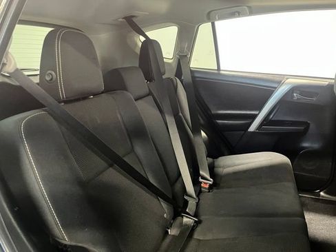 Used 2016 Toyota RAV4 XLE FWD image 13
