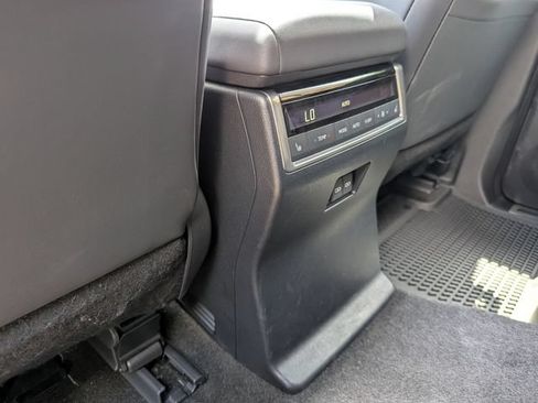 Used 2025 Lexus GX 550 w/ Cold Area Package AWD/4WD image 26