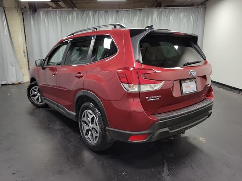Used 2024 Subaru Forester Premium AWD/4WD image 6