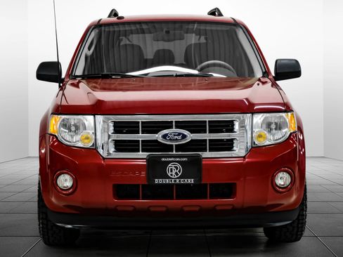 Used 2011 Ford Escape XLT image 5