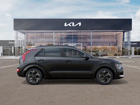 New 2026 Kia Niro Wind w/ Wind Preserve Package FWD image 7