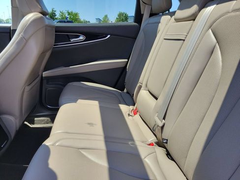 Used 2022 Lincoln Nautilus Reserve AWD/4WD image 10