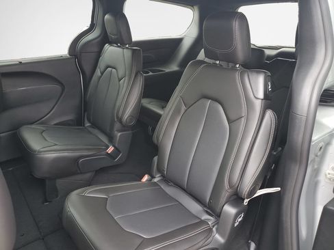 New 2026 Chrysler Voyager LX FWD image 14