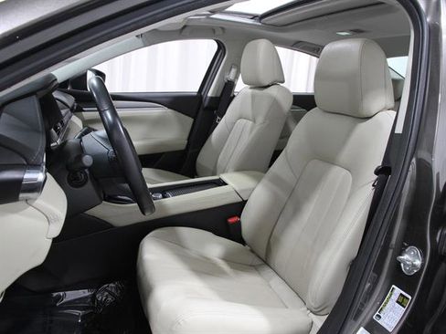Used 2018 MAZDA MAZDA6 Touring image 5
