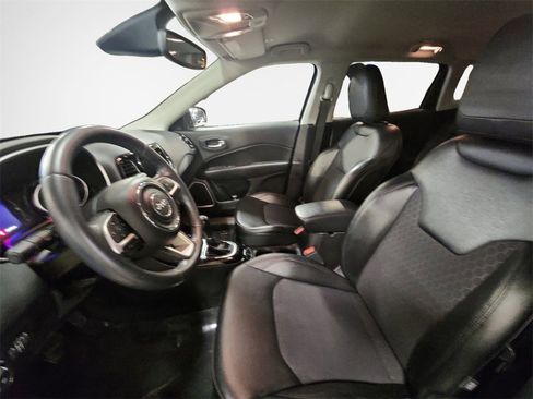 Used 2019 Jeep Compass Altitude image 12