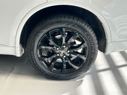 Used 2019 Dodge Durango GT AWD/4WD image 3
