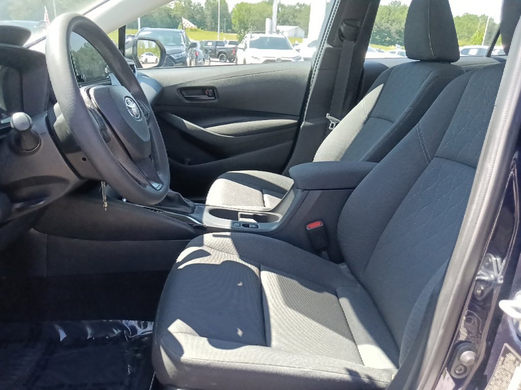 Used 2024 Toyota Corolla LE FWD image 15
