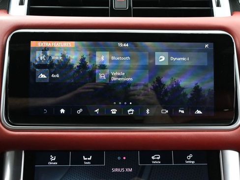 Used 2019 Land Rover Range Rover Sport HST image 34