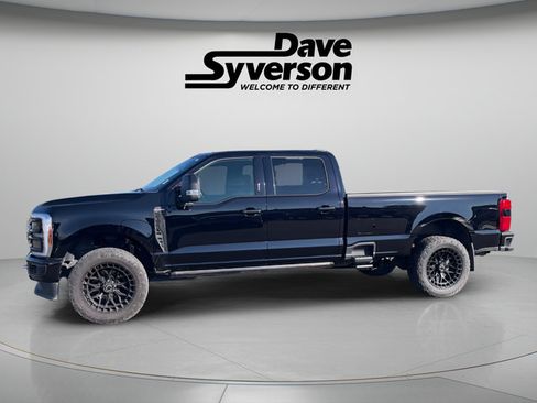 Used 2024 Ford F350 Platinum AWD/4WD image 2