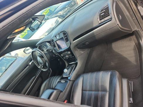 Used 2021 Chrysler 300 S image 8
