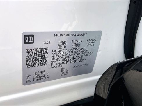 Used 2024 Buick Encore GX Sport Touring FWD image 33