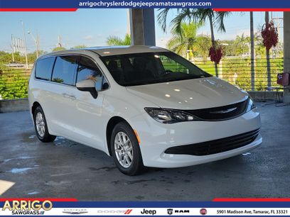 Used 2017 Chrysler Pacifica Touring