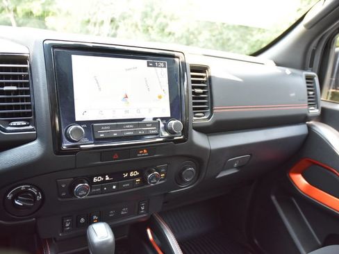 Used 2022 Nissan Frontier PRO-4X AWD/4WD image 24