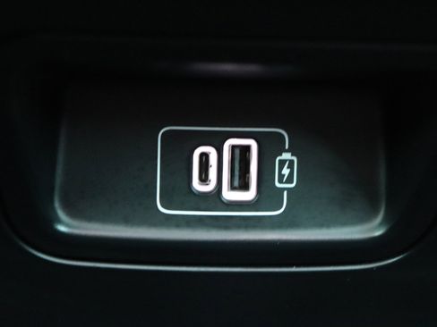 Used 2023 Maserati Grecale GT image 24