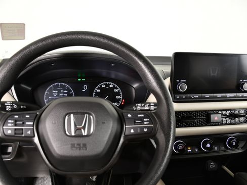 Certified 2023 Honda HR-V LX image 16