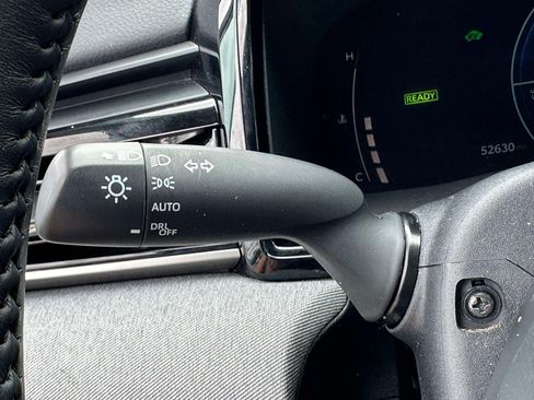 Used 2025 Toyota Camry LE w/ Convenience Package FWD image 15
