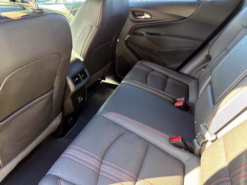 Certified 2022 Chevrolet Equinox RS w/ Infotainment Package image 14