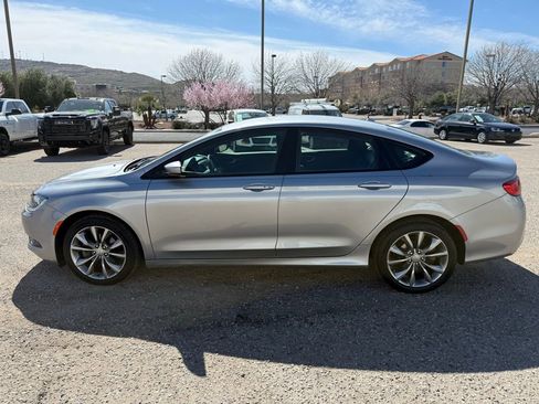 Used 2015 Chrysler 200 S w/ Comfort Group image 8