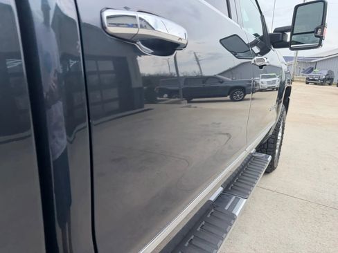 Used 2019 Chevrolet Silverado 2500 LTZ w/ Duramax Plus Package image 62