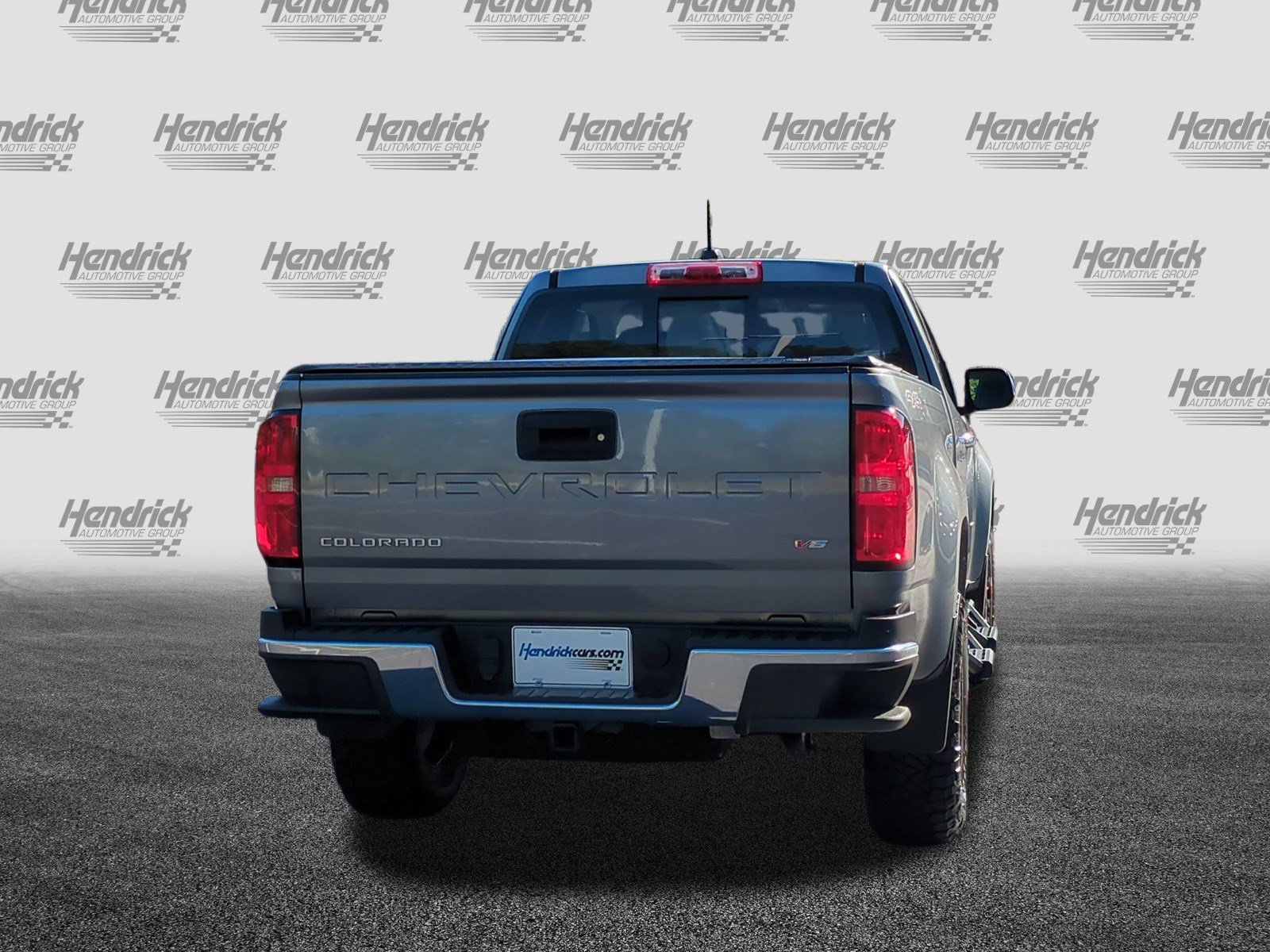 Used 2022 Chevrolet Colorado LT w/ LT Convenience Package AWD/4WD image 9
