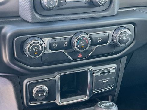 Used 2020 Jeep Wrangler Unlimited Sport AWD/4WD image 15