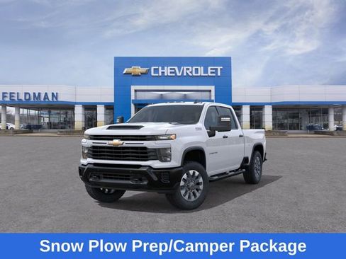 New 2026 Chevrolet Silverado 2500 Custom w/ Custom Value Package AWD/4WD image 9