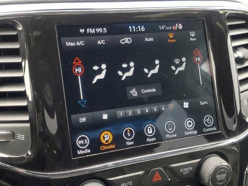 Used 2022 Jeep Grand Cherokee Limited image 25