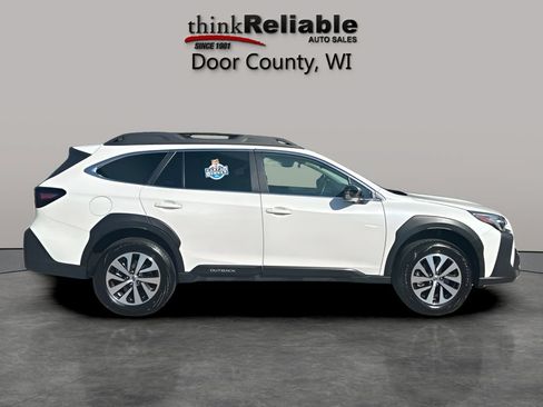 Used 2025 Subaru Outback Premium AWD/4WD image 5