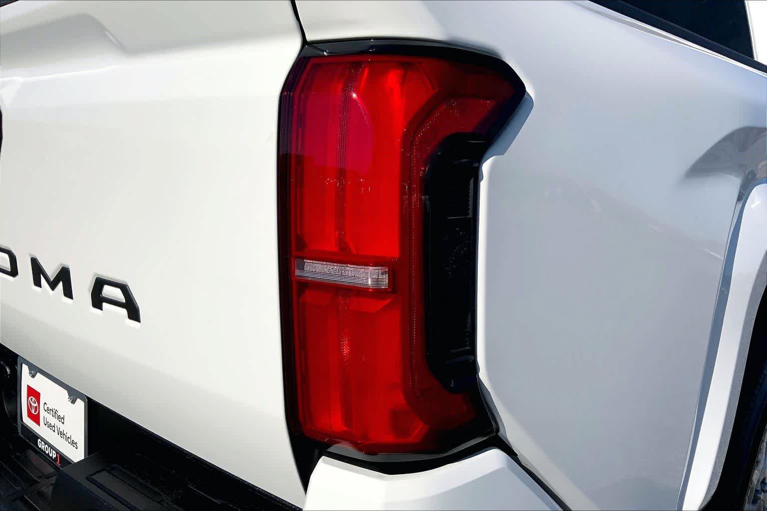 Used 2026 Toyota Tacoma SR5 RWD image 10