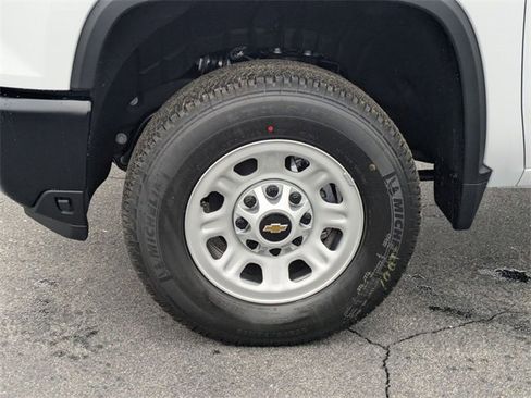 New 2026 Chevrolet Silverado 2500 W/T w/ WT Convenience Package image 8