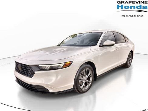 Used 2023 Honda Accord EX image 1