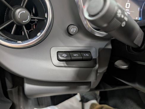 Used 2022 Chevrolet Camaro ZL1 image 26