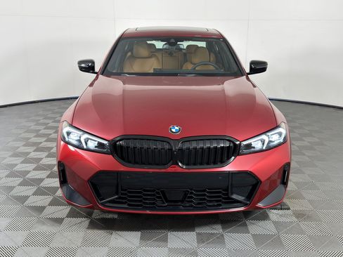 Used 2026 BMW 330i Sedan w/ M Sport Package RWD image 5