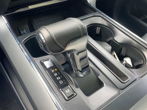 Used 2022 Ford F150 Lariat w/ Equipment Group 502A High AWD/4WD image 30