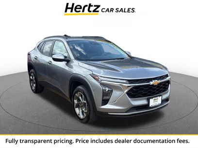 Used 2025 Chevrolet Trax LT