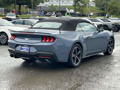 Used 2024 Ford Mustang Premium RWD image 7