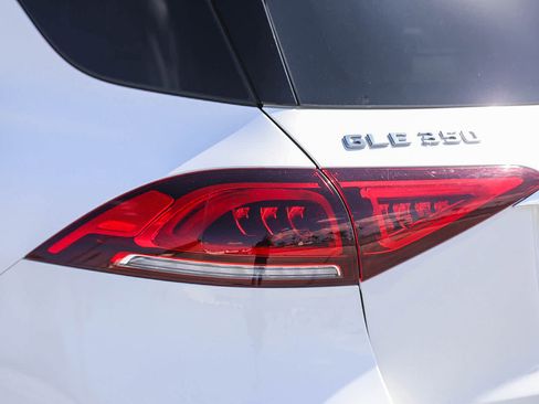 Used 2021 Mercedes-Benz GLE 350 image 9