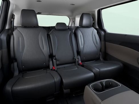 New 2026 Kia Carnival EX image 16